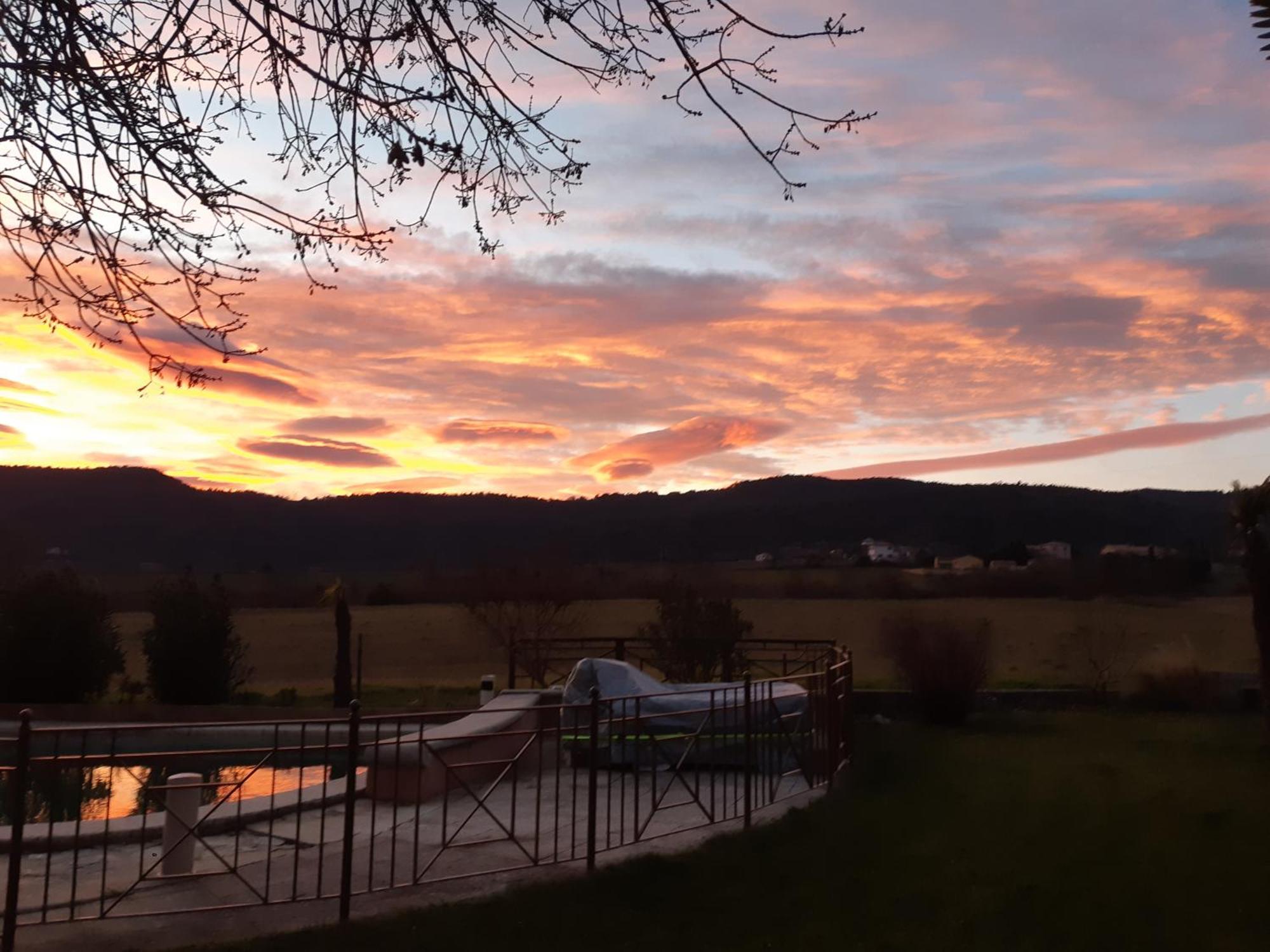 Chambres D'Hotes, B&B La Musardiere Alba-la-Romaine Luaran gambar