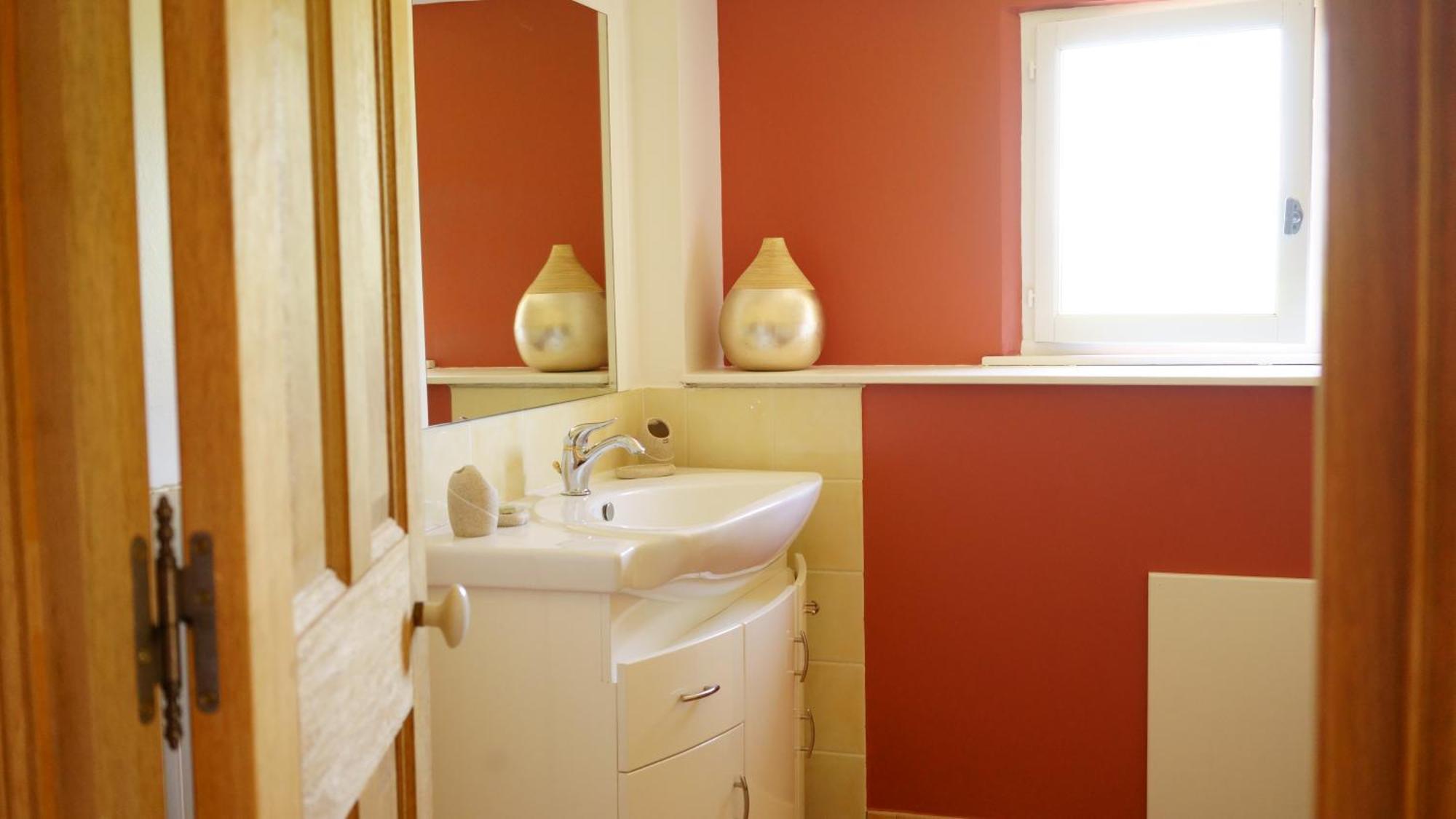 Chambres D'Hotes, B&B La Musardiere Alba-la-Romaine Bilik gambar
