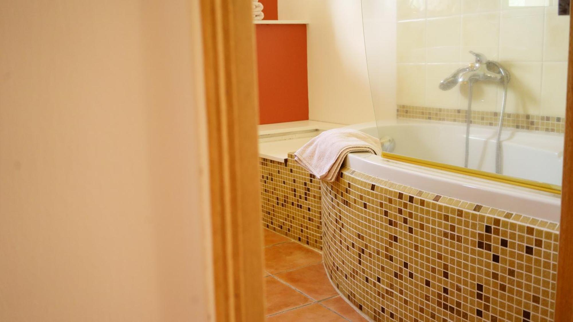 Chambres D'Hotes, B&B La Musardiere Alba-la-Romaine Luaran gambar